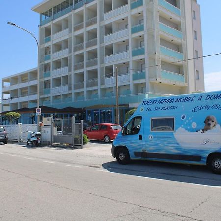 Hotel Atlantic Σενιγκάλια Εξωτερικό φωτογραφία