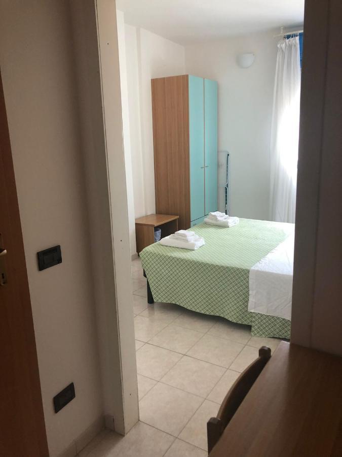 Hotel Atlantic Σενιγκάλια Εξωτερικό φωτογραφία